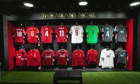 Your shopping cart is empty! Luis Garcia Officially Opens New Lfc Store In Singapore Liverpool Fc