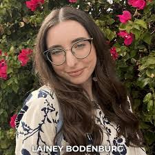 Shantel Hill's Instagram, Twitter & Facebook