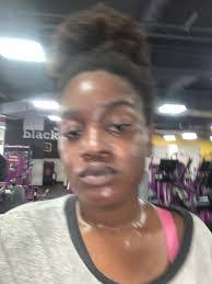 Amanda Muszynski's Instagram, Twitter & Facebook