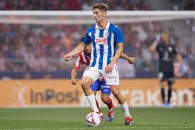 Karina veiga nia the lady guided me inside to one of the