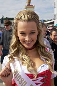 Küsschen vom Wiesn-Playmate 2013