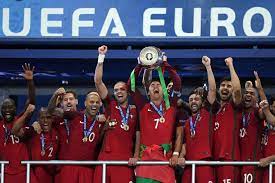 La eurocopa 2016 (oficialmente campeonato europeo de fútbol de la uefa 2016 o uefa euro 2016™) o simplemente euro 2016 fue la decimoquinta edición del máximo torneo de selecciones nacionales pertenecientes a la unión de asociaciones europeas de fútbol (uefa). Euro 2016 Portugal The Team Of Seven Lives Marca English