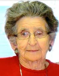 Isabel Howe's Instagram, Twitter & Facebook