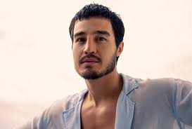 Festa Good Vibes terá shows de Melim e Tiago Iorc em Salvador