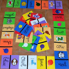➤ descubre los juegos educativos para niños de educapeques: Domino De Animales Numeros Y Colores En Ingles Colores En Ingles Juegos Ingles Infantil Juegos En Ingles Para Ninos