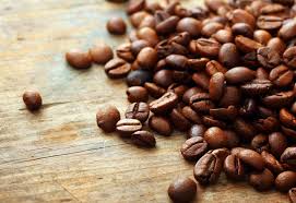 Cafeína: o que é e como o componente ajuda a melhorar a performance fí - Sou simple ✨