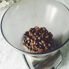 Conical setups, in contrast, require less mechanical force as gravity is helping the grains to feed through. What S The Difference Between A Flat And Conical Burr Coffee Grinder Driftaway Coffee