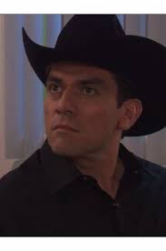 Rogelio Benitez De Devuelveme La Vida Muere En La Novela