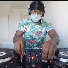 Retrouvez toute l'actualité 'confinement' martinique et les dernières informations en direct, les articles et analyses, regardez les vidéos et les photos et bien plus encore avec martinique la. Stream Dancehall Martinique Mix 2020 Confinement Live Session By Dj Deyao Listen Online For Free On Soundcloud
