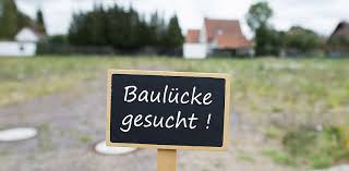 Vor dem haus befindet sich eine große kiesfläche, auf der die fahrzeuge komfortabel geparkt und entladen werden können. Grundstuck Gesucht Was Bauherren Beachten Sollten Haus Grund Krefeld Niederrhein