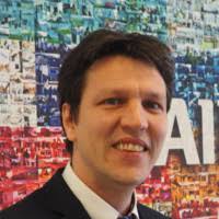 40+ profilů „Thomas Rapp“