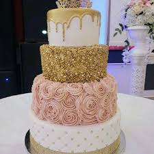 Female Rose Gold 18th Birthday Cakes Pin By Olivia Arevalo On Cakes Quince Cakes Sweet 16 Birthday Cake Sweet 16 Cakes
