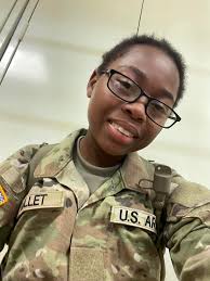 Ari Monaè (@bebe.monae) • Threads, Say more