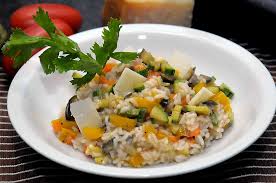 Ingredienti e dosi per 1 persona 60 g di riso basmati. Riso Con Zucchine Peperoni E Melanzane