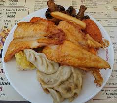 Le Dragon D Or Villeneuve Loubet Restaurant Reviews Photos Phone Number Tripadvisor