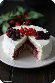 Foret Blanche Aux Fruits Rouges Gateau D Anniversaire Aux Fruits Gateau Fruits Rouges Et Recette Dessert