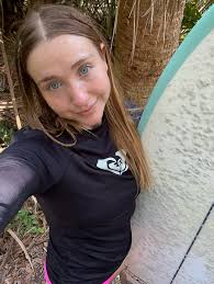 Went surfing this morning for the first time in a while! 🤘🏼 I'm starting  to fall in love with it again. I did waaay better than anticipated. I need  to come up