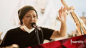 Steven nugraha kaligis aka tepeng seorang vokalis dari band steven and the coconut trees & steven jam adalah salah satu musisi tanah air yang gak usah loe. Vnsz2k8g5qntrm