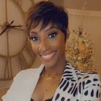 Ebony Shelton's Instagram, Twitter & Facebook