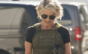 With hopes seemingly dashed for another terminator sequel, and even with linda hamilton's insistence that she doesn't want to bring sarah connor back again, hope still springs eternal. Des Photos De Plateau Du Nouveau Terminator Avec Linda Hamilton Cinechronicle