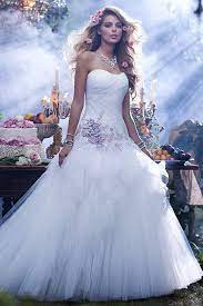 8 Charming Disney Wedding Dresses For Grown Ups Belo Vestido De Noiva Vestido Casamento Civil Casamento De Princesa