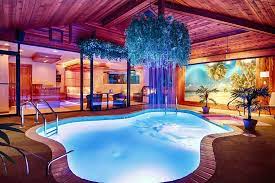 Sybaris Suites Locations In Il Wi And In Http Sybaris Com Vacation Hotel Romantic Hotel Hotel Pool