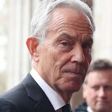 Dean Giles (@DeanGiles4)