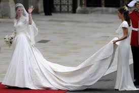 Das kleid das rätsel ist gelüftet: So Suss Sind Kate Und Pippa Als Brautjungfern Kate Middleton Hochzeitskleid Kate Middleton Hochzeit Und Zweite Hochzeitskleider