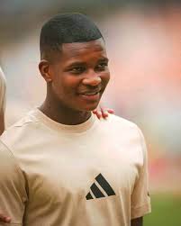 Youngsters Orlando Cepeda and Felipe Alou outside of Seals Stadium,  1958-59.