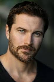 Ben Stratford's Instagram, Twitter & Facebook