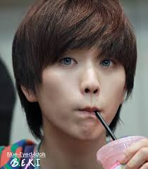 Blue Eyed K Pop Idols 125 Lee Junghwan Sandeul B1a4 Kpop Guys B1a4 Blue Eyes