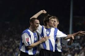 Paul heckingbottom born 17 july 1977 in barnsley south yorkshire is an english football coach and former player he is currently the head coach at barnsley. Hibs Boss Paul Heckingbottom Gets Derby Passion After Own Family Wanted Him Beat Up Daily Record