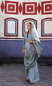 Roman clothing consisted of toga, tunic and stola. Sewing An Ancient Roman Dress A Short Tutorial