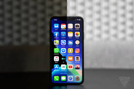 All of a sudden, loads of android apps started crashing for me this evening including amazon shopping, gmail. Spotify Pinterest Tinder And Other Ios Apps Were Crashing Again Due To A Facebook Issue The Verge