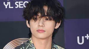 On the 28th, netflix hosted an online production press conference for the movie the 8th night. Kim Taehyung Girlfriend 2021 Who Is The Popular K Pop Singer Dating Now Otakukart