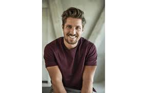 Zwar wird marcel hirscher in kranjska gora nur sechster, doch den gesamtweltcup hat er in der tasche. Marcel Hirscher Interview Neustart Nach Der Karriere