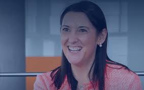 Elena Gil (Telefónica): 'Las empresas debemos tomar la delantera y  autorregularnos en el uso de la inteligencia artificial'