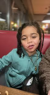 Looking for a traditional barber in Port Orchard?