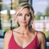 Dawn Eason's Instagram, Twitter & Facebook