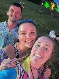 Alison Knapp's Instagram, Twitter & Facebook