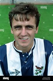 Bernard mcnally hi-res stock photography and images