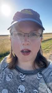 Happy #CoverReveal to @JenniferBardsleyAuthor. Her newest book THE HISTORY  OF US comes out this summer from @Amazon Publishing.