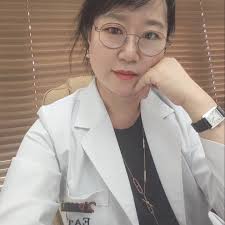 바쁘다~~ 바빠~~~ 몰려드는 일들 처리하느라 ㆍ하루가 어찌 지나가는지~~^^