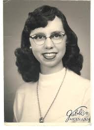 My big sister was beautiful! I miss her so much.