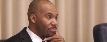 Is the Inglewood City Manager