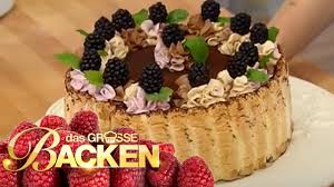 Der erdbeerkranz aus brandteig macht nicht nur optisch viel her. Kaffee Himbeeren Spinat Tiramisu Neu Interpretiert Die Aufgabe Das Grosse Backen 2020 Sat 1 Youtube