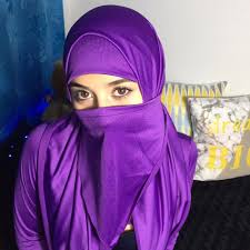 Azahara_ahmad Cam Model Profile | Stripchat