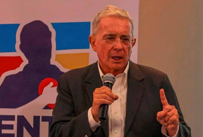 Colombia Court Overturns Uribe Conviction, Declares Ex-President Innocent |  The City Paper Bogotá