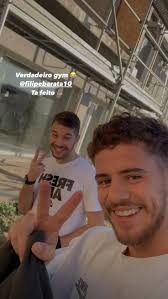 Pin de L em afonso silva