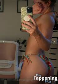 scoliosis.soph Nude Leaks Photo 2 | TheFappening